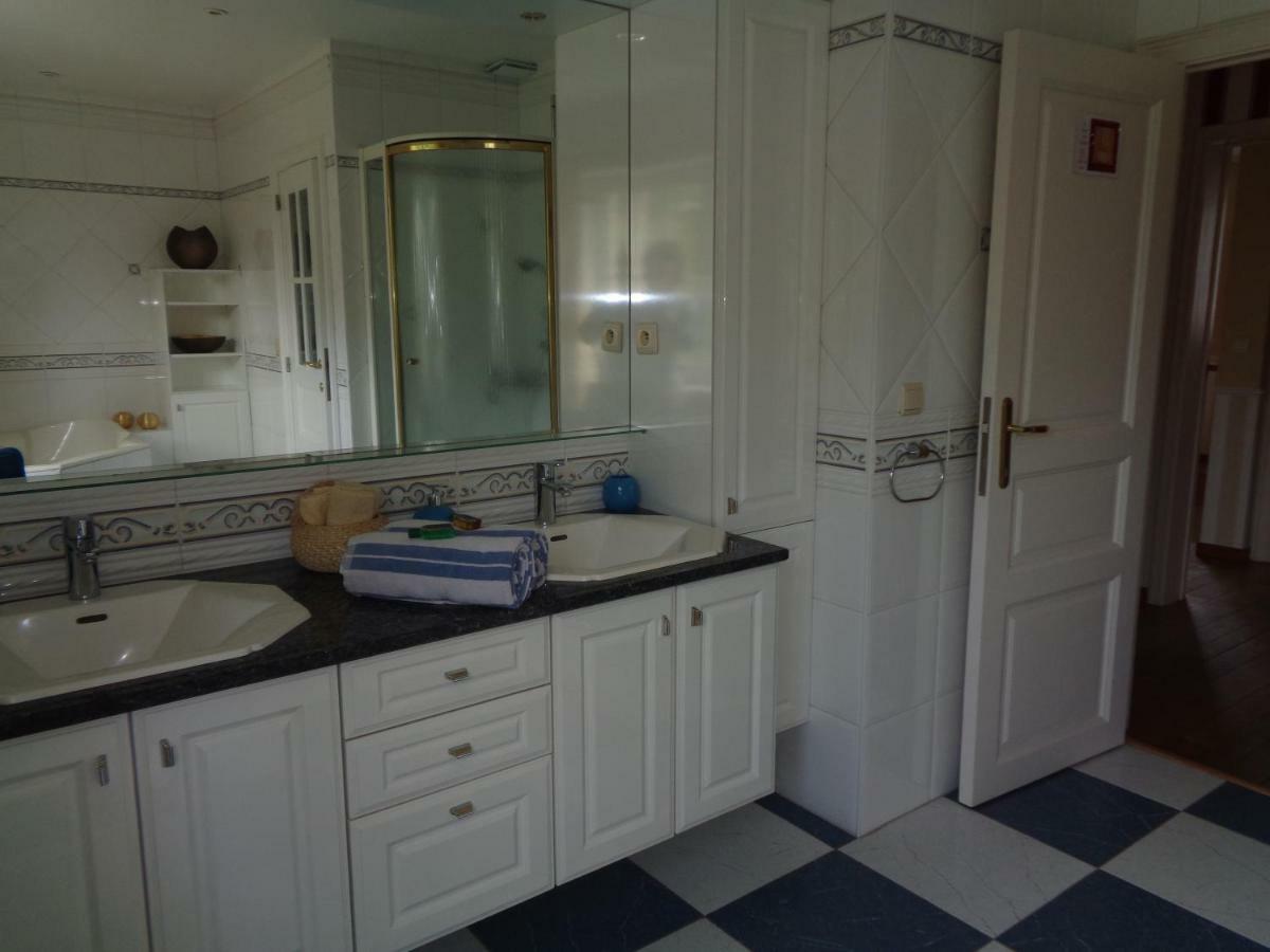 Le Mont Saint Roch , Chambre D'Hotes, B&B Nivelles Luaran gambar